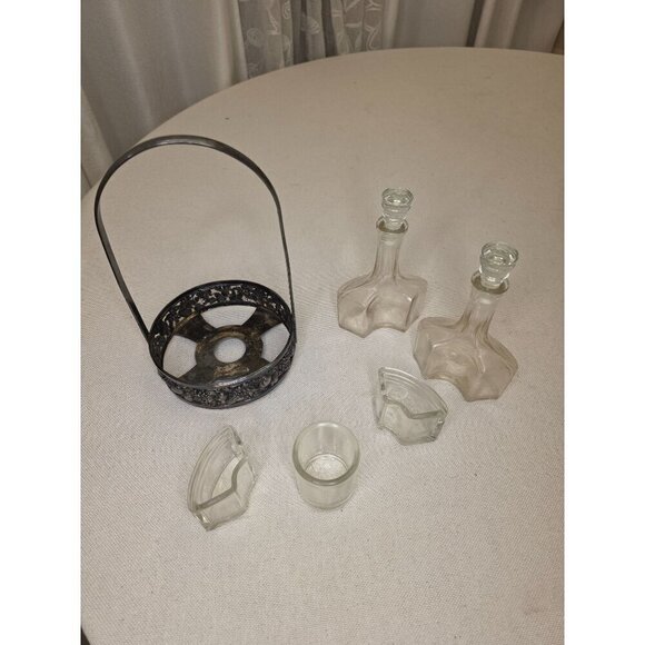 Vintage Ornate Silver Plate Glass Cruet Set With Decorative Handle & Fruit Motif - Picture 3 of 15